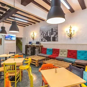 Albergue Loft Group, Lloret de Mar